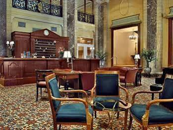 The Belden-Stratford Chicago Buitenkant foto